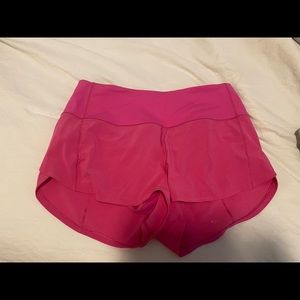 Lululemon sonic pink speed up high size 2.5 inch size 8 shorts!